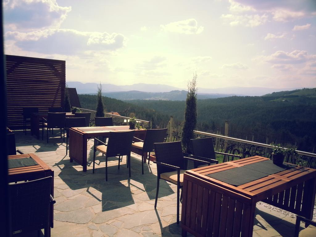 Weingut Reiterer Hotel Kitzeck im Sausal Buitenkant foto
